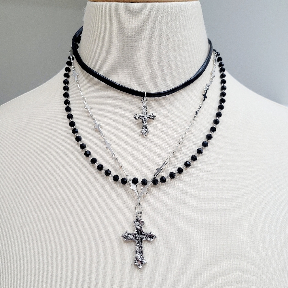 Brand New Top Fashion Black & Silver Cross Choker Chain Necklace